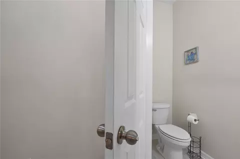 Bath - 5414 Manchester Dr, Saint Cloud, FL 34771 photo 3 of 5