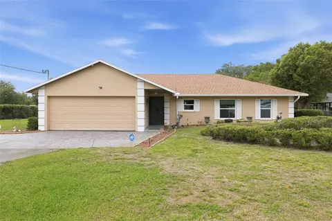 2425 Hawk Griffin Rd, Plant City, FL 33565