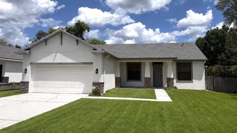 227 N Julia Ave, Deland, FL 32720
