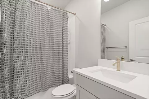 Bath - 6452 Quest St, Saint Cloud, FL 34771 photo 3 of 4