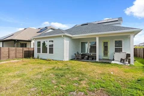 Exterior - 6452 Quest St, Saint Cloud, FL 34771 photo 4 of 5