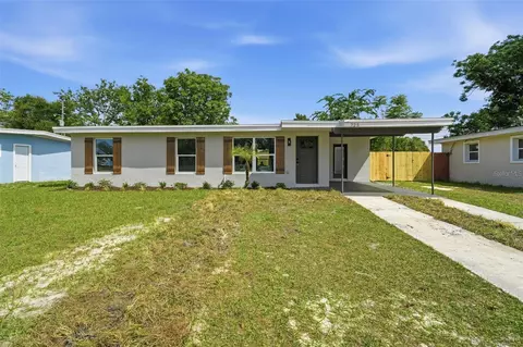 725 Logan Dr, Longwood, FL 32750