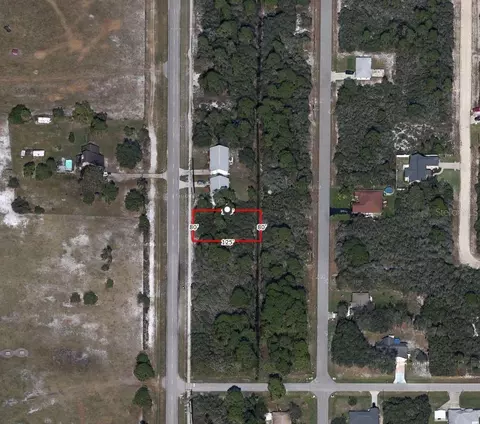 Cougar Blvd, Sebring, FL 33872
