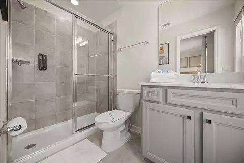 Bath - 15952 Cape Coral Loop, Clermont, FL 34714 photo 1 of 6
