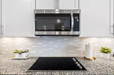 Kitchen - 1623 Regal River Cir, Ocoee, FL 34761 photo 6 of 6
