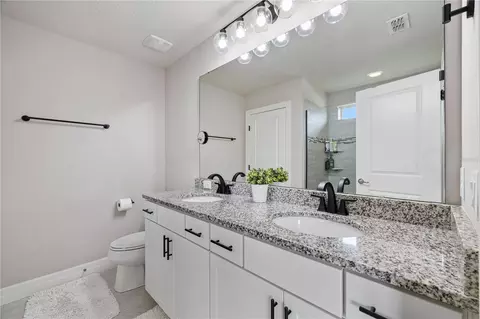 Bath - 1623 Regal River Cir, Ocoee, FL 34761 photo 4 of 5