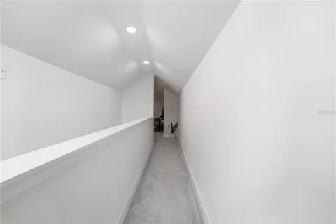 Entry Way - 4730 Quail Roost Rd, Saint Cloud, FL 34772 photo 4 of 5