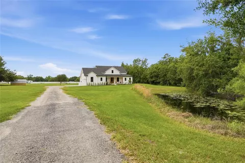 Exterior - 4730 Quail Roost Rd, Saint Cloud, FL 34772 photo 3 of 9