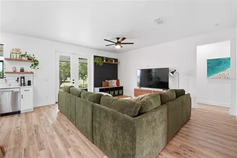 Living - 4730 Quail Roost Rd, Saint Cloud, FL 34772 photo 1 of 1