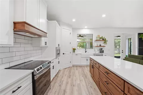Kitchen - 4730 Quail Roost Rd, Saint Cloud, FL 34772 photo 4 of 4