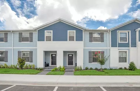 2407 Dubai St, Kissimmee, FL 34747