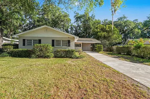 521 W Palmeden Dr, Lakeland, FL 33803