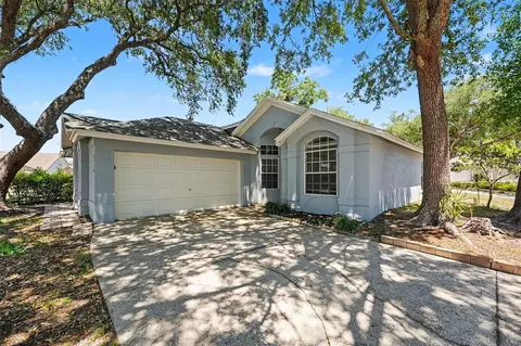 8710 Triple Oaks Rd, Temple Terrace, FL 33637