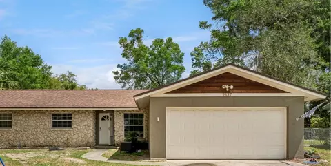 1537 S Spring Garden Ave, Deland, FL 32720
