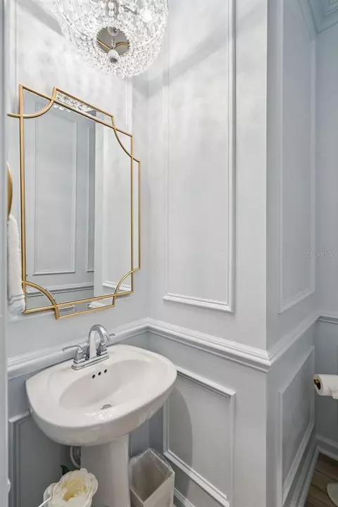 Bath - 896 Spring Palms Loop, Orlando, FL 32828 photo 1 of 3