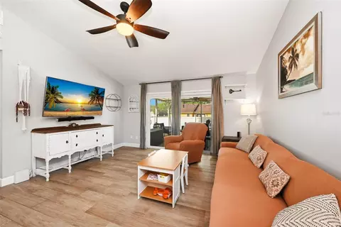 Living - 500 Withers Ct, Ocoee, FL 34761 photo 1 of 3