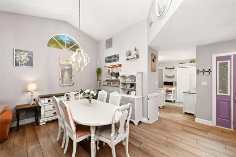 Dining - 500 Withers Ct, Ocoee, FL 34761 photo 2 of 4