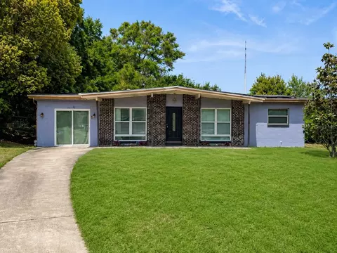 6204 Oakcrest Cir, Orlando, FL 32808