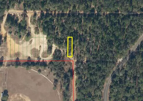 124 SE 7th St, Interlachen, FL 32148