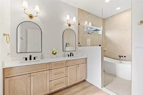 Bath - 2034 Mcmichael Rd, Saint Cloud, FL 34771 photo 1 of 9