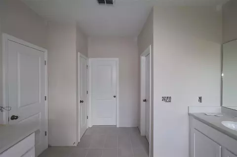 Entry Way - 6741 Yellow Warbler Bnd, Saint Cloud, FL 34773 photo 1 of 2