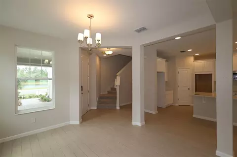 Entry Way - 6741 Yellow Warbler Bnd, Saint Cloud, FL 34773 photo 2 of 2