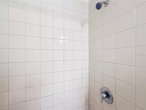 Bath - 661 Fortanini Cir, Ocoee, FL 34761 photo 5 of 8