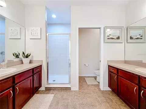 Bath - 661 Fortanini Cir, Ocoee, FL 34761 photo 6 of 8