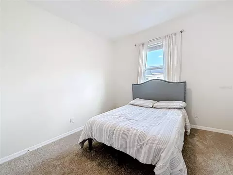 Bedroom - 661 Fortanini Cir, Ocoee, FL 34761 photo 5 of 10