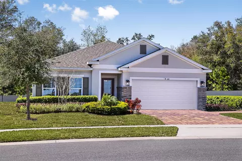 591 Darshire Ave, Eustis, FL 32736