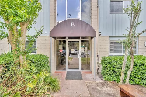 1695 Lee Rd #E116, Winter Park, FL 32789