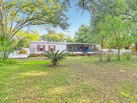 821 Irene Dr, Auburndale, FL 33823