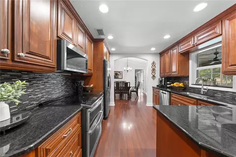 Kitchen - 2094 Camelot Blvd, Saint Cloud, FL 34772 photo 6 of 8