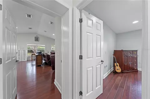Entry Way - 2094 Camelot Blvd, Saint Cloud, FL 34772 photo 6 of 7