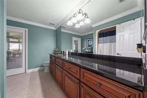 Bath - 2094 Camelot Blvd, Saint Cloud, FL 34772 photo 3 of 6