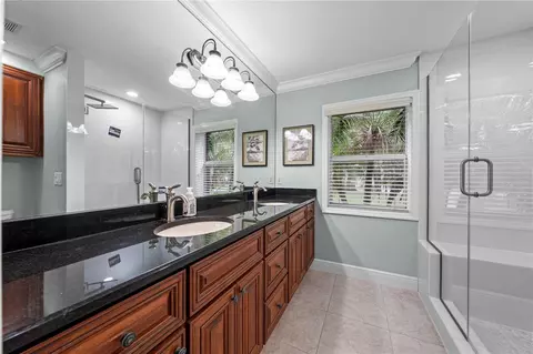 Bath - 2094 Camelot Blvd, Saint Cloud, FL 34772 photo 1 of 6