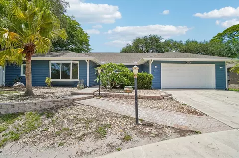5609 Executive Dr, New Port Richey, FL 34652