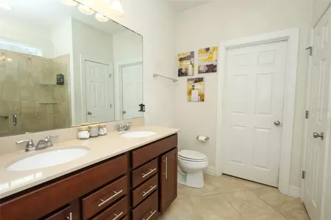 Bath - 2190 Bur Oak Blvd, Saint Cloud, FL 34771 photo 3 of 4