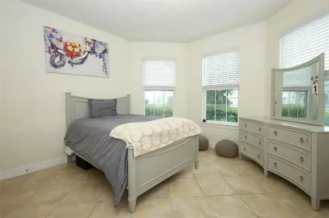 Bedroom - 2190 Bur Oak Blvd, Saint Cloud, FL 34771 photo 5 of 8