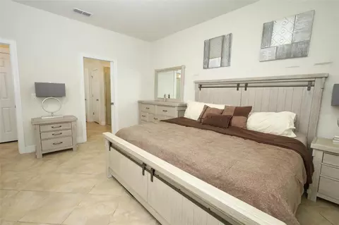 Bedroom - 2190 Bur Oak Blvd, Saint Cloud, FL 34771 photo 4 of 8