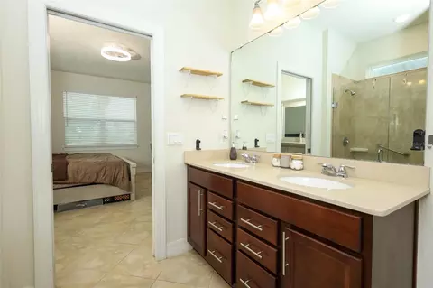 Bath - 2190 Bur Oak Blvd, Saint Cloud, FL 34771 photo 1 of 4