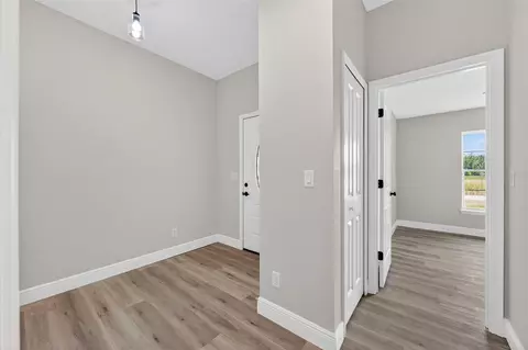 Entry Way - 2132 Pine Meadows Golf Course Rd, Eustis, FL 32726 photo 7 of 9