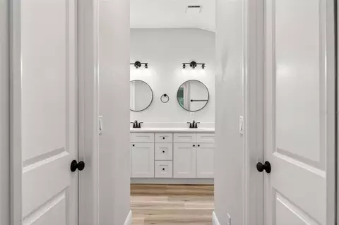 Entry Way - 2132 Pine Meadows Golf Course Rd, Eustis, FL 32726 photo 4 of 9