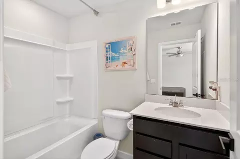 Bath - 1631 Groveline Rd, Saint Cloud, FL 34771 photo 9 of 9