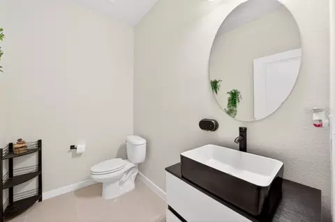 Bath - 1631 Groveline Rd, Saint Cloud, FL 34771 photo 2 of 9