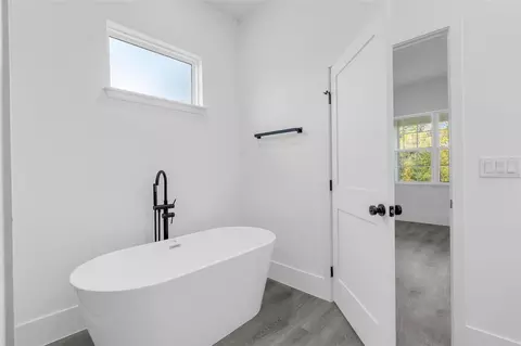 Bath - 3428 SW 165th Loop, Ocala, FL 34473 photo 4 of 6