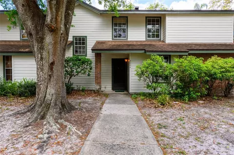 4004 Crossroads Pl, Casselberry, FL 32707