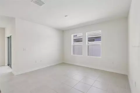 2700 Meadow Crest Dr, Saint Cloud, FL 34773 photo 6