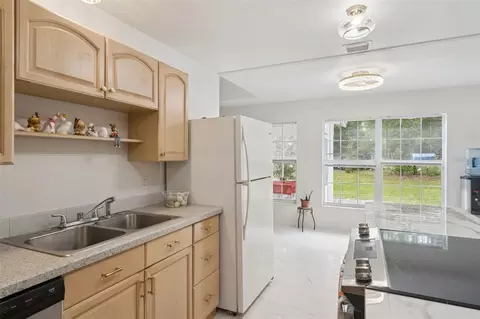 Kitchen - 22726 Winterwillow Ln, Eustis, FL 32736 photo 2 of 5
