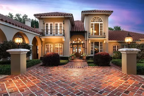 1351 N Classic Ct, Longwood, FL 32779